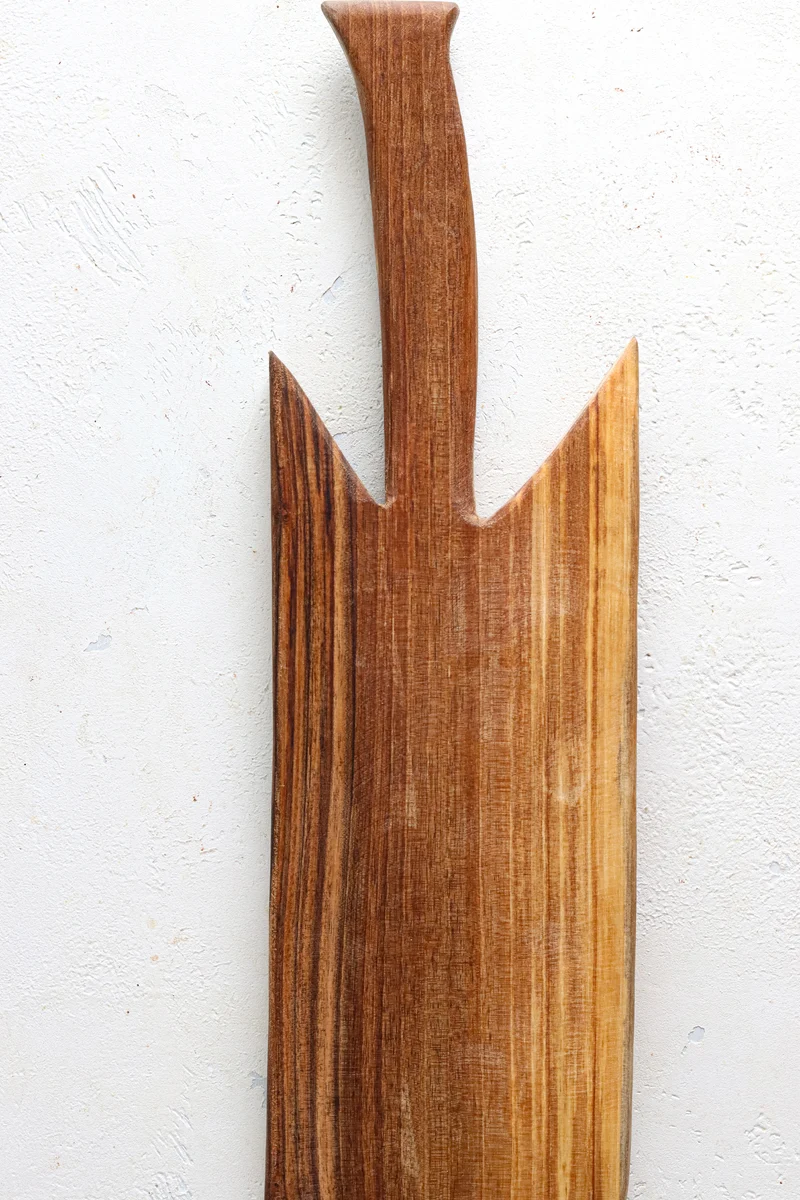 Tagliere in legno di noce Aura